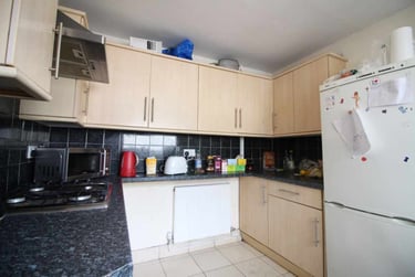 4 bed house, Cathays, Cardiff, CF244ES - Image 2