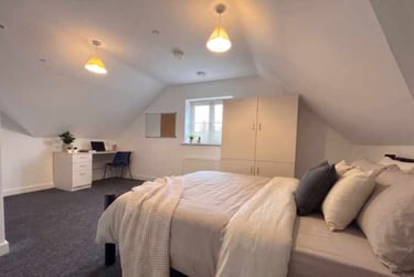 6 bed house, 1E New Mills Yard, City Centre, Norwich, NR33AH - Image 1