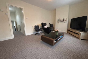 1 bed flat, Splott, Cardiff, CF241PP - Image 1