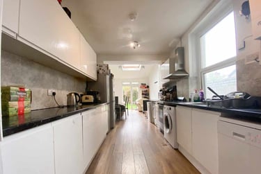 5 bed house, Cathays, Cardiff, CF244LJ - Image 2