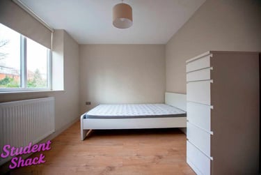 6 bed house, Swinton Grove, Ardwick, Manchester, M130EU - Image 12