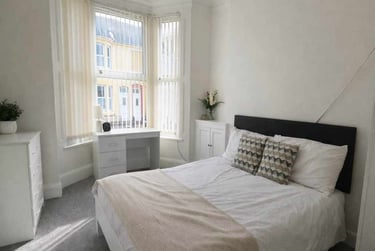 4 bed house, Kensington Fields, Low Hill, Liverpool, L78RD - Image 3