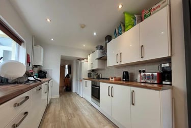 6 bed house, Cathays, Plasnewydd, Cardiff, CF244BT - Image 2