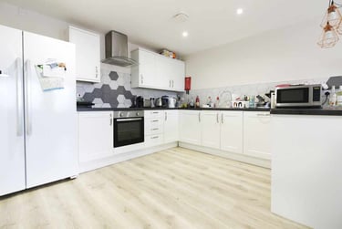 5 bed flat, Cathays, Cardiff, CF244NB - Image 4