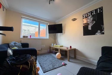 7 bed house, Cathays, Cardiff, CF244ER - Image 4