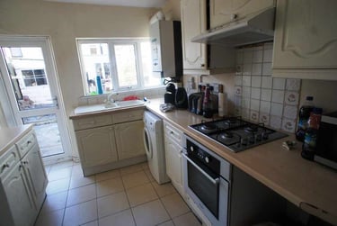 3 bed house, Cathays, Plasnewydd, Cardiff, CF244DL - Image 2