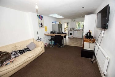 6 bed flat, Hubert Road, Selly Park, Birmingham, B296ER - Image 5