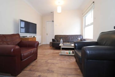 5 bed house, Adamsdown, Adamstown, Cardiff, CF240EZ - Image 3