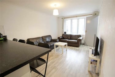 6 bed house, Heeley Road, Selly Park, Birmingham, B296EZ - Image 2