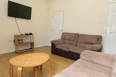 4 bed house, Shoreham Street, Heeley, Sheffield, S24FA - Image 4