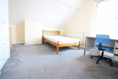4 bed flat, Cathays, Plasnewydd, Cardiff, CF244AE - Image 3