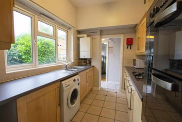 5 bed house, 59 Dawlish Road, Selly Park, Birmingham, B297AF - Image 4