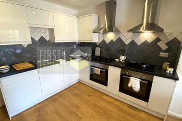 8 bed house, Clarendon Park Road, Clarendon Park, Leicester, LE23AQ - Image 2