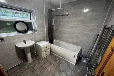 2 bed flat, Hanover Street, City Centre, Swansea, SA16BQ - Image 8