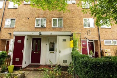 4 bed flat, Hubert Croft, Selly Park, Birmingham, B296DU - Image 1