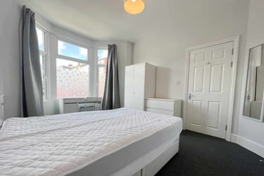 5 bed house, Cathays, Cardiff, CF244JX - Image 8