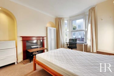 5 bed house, Bonhay Road, St David's, Exeter, EX44BL - Image 5