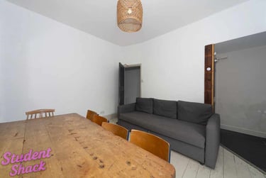 5 bed house, Davenport Avenue Withington Manchester, Withington, Manchester, M203ET - Image 1