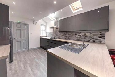 6 bed house, Dawlish Road, Selly Park, Birmingham, B297AR - Image 3