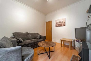 4 bed house, Harborne Park Road, Harborne, Birmingham, B170PS - Image 2