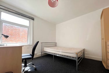 6 bed house, Cathays, Cardiff, CF244DW - Image 9