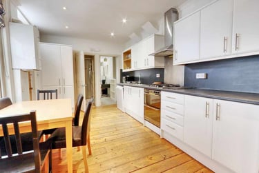 5 bed house, Danes Road, St Sidwells, Exeter, EX44LS - Image 4