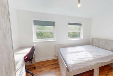 4 bed house, Blue Fox Close, City Centre, Leicester, LE30EE - Image 13