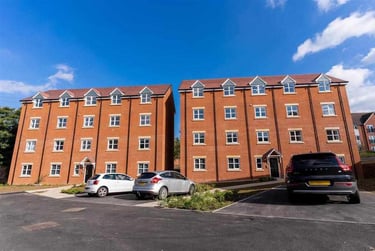 2 bed house, Heroes Drive, Selly Park, Birmingham, B296US - Image 1