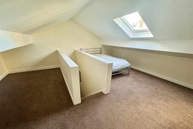 4 bed flat, Glossop Road, Broomhall, Sheffield, S102HP - Image 9