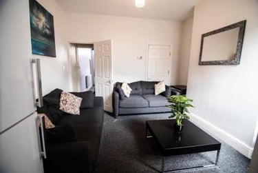 3 bed house, Harefield Road, Sharrow, Sheffield, S118NU - Image 1