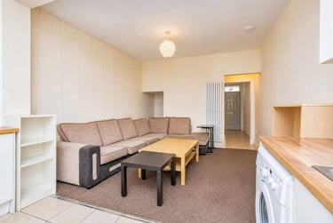 7 bed house, 145 Dawlish Road, Selly Park, Birmingham, B297AH - Image 1