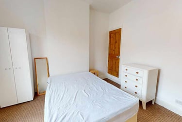 4 bed house, Grasmere Street, City Centre, Leicester, LE27DB - Image 2