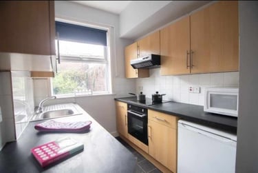 4 bed house, Cowlishaw Road, Sharrowvale, Sheffield, S118XE - Image 4