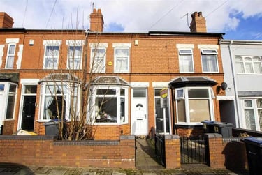 2 bed house, Westminster Road, Selly Park, Birmingham, B297RS - Image 1