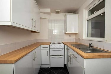 2 bed house, Winnie Road, Selly Park, Birmingham, B296JX - Image 6
