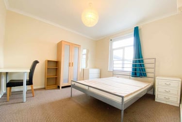 3 bed flat, Roath, Plasnewydd, Cardiff, CF243BQ - Image 4