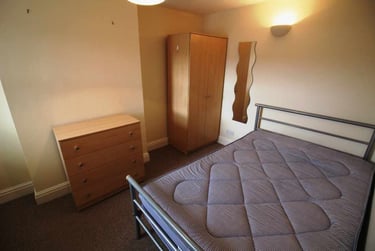 6 bed house, Cathays, Cardiff, CF244JP - Image 4