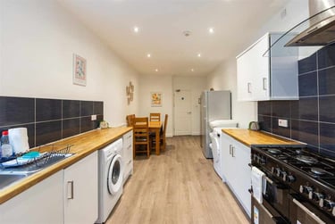 6 bed house, St Albans Road, Brynmill, Swansea, SA20BP - Image 7