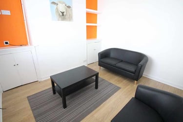 4 bed house, Cathays, Cardiff, CF244JJ - Image 3