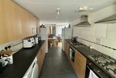 7 bed house, Cathays, Plasnewydd, Cardiff, CF244AL - Image 2