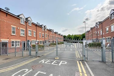 4 bed house, Blue Fox Close, City Centre, Leicester, LE30EE - Image 7