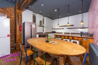 10 bed house, Victoria Road, Fallowfield, Manchester, M146AP - Image 2