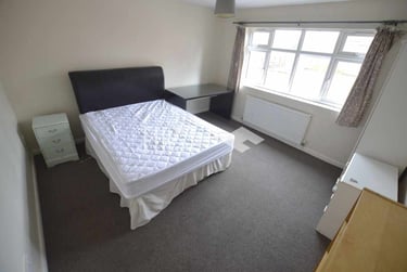 8 bed house, Avenue Road Extension, Clarendon Park, Leicester, LE23EQ - Image 2