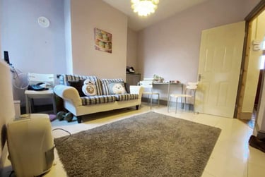 3 bed house, Cathays, Cardiff, CF244JW - Image 2