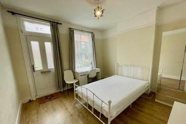 3 bed house, Portland Street, City Centre, Norwich, NR23LF - Image 3