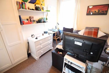 4 bed house, Cathays, Cardiff, CF244QH - Image 4
