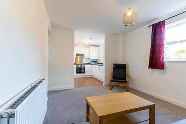 2 bed house, Heroes Drive, Selly Park, Birmingham, B296US - Image 3
