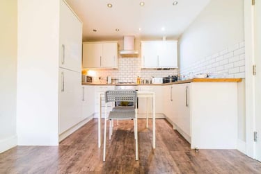 1 bed flat, Roath, Plasnewydd, Cardiff, CF243EQ - Image 5