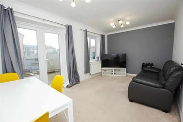 2 bed house, Elliott Road, Selly Park, Birmingham, B296GW - Image 1