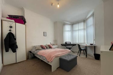 6 bed house, Cathays, Plasnewydd, Cardiff, CF244AQ - Image 3